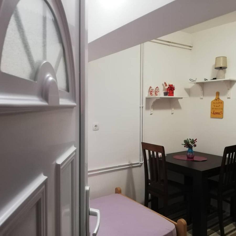 Studio Apartman Small Lili Popovaca Eksteriør bilde